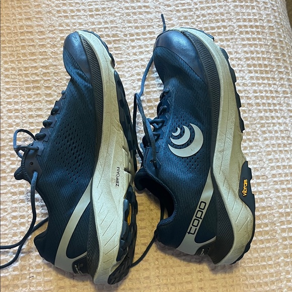 Topo Women’s Navy Athletic Sneakers - Picture 4 of 6